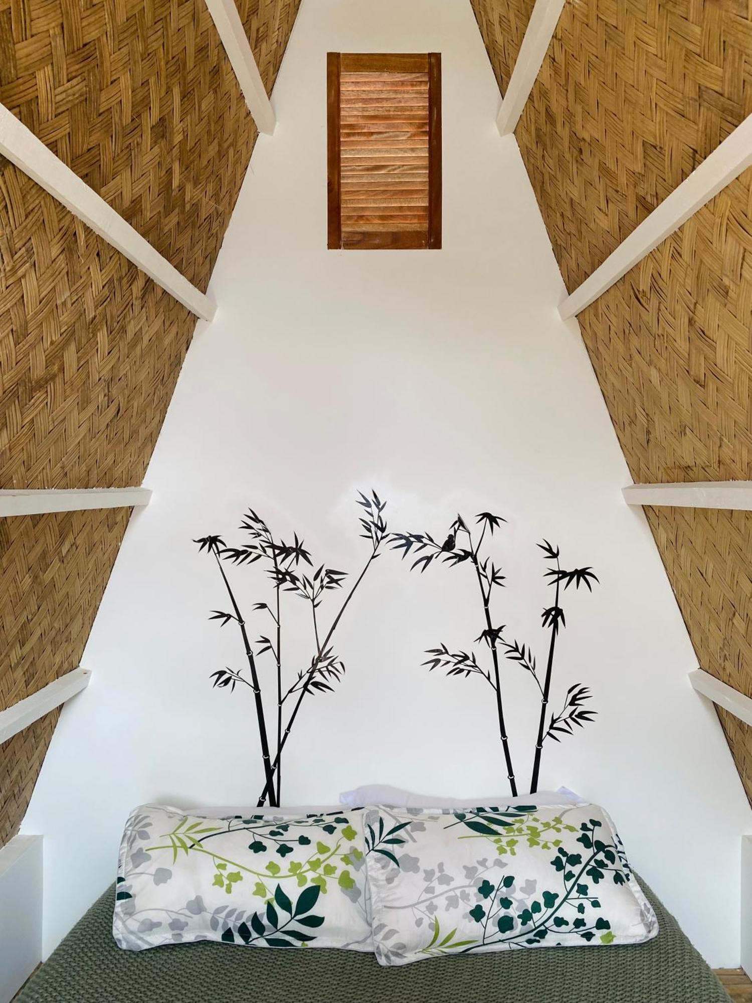 Happy Monkey Hostel El Nido Exterior photo